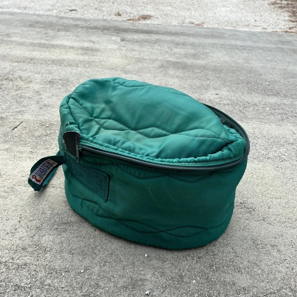 Schneiders padded helmet bag